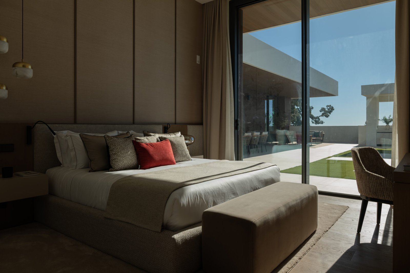 BEDROOM 2-3