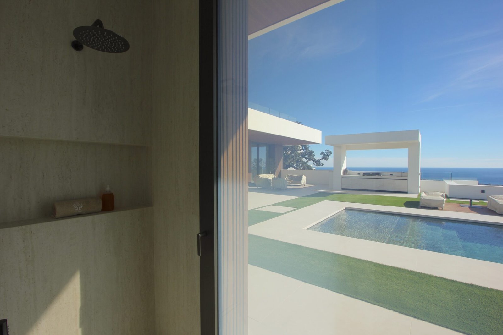 BEDROOM 2-5