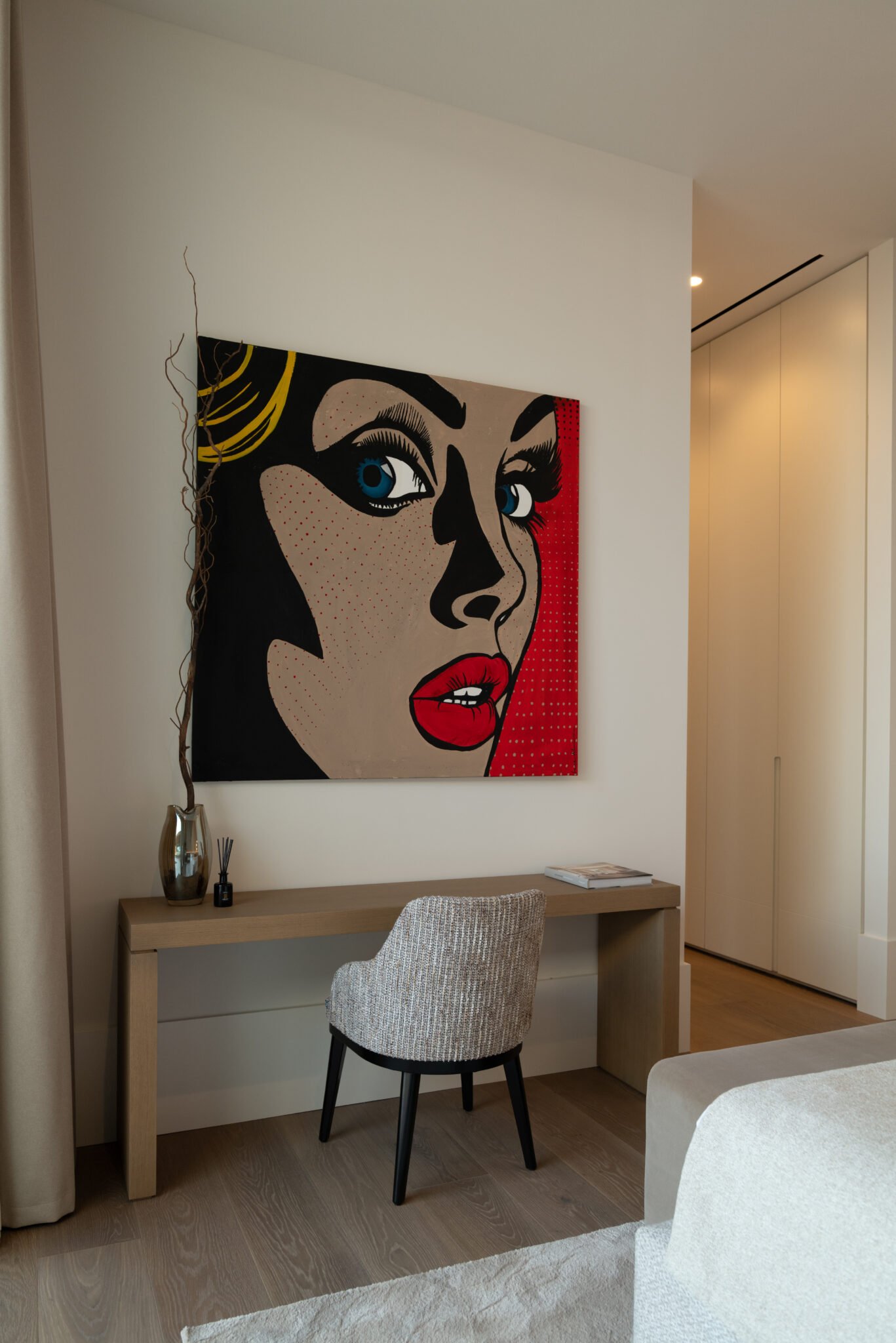BEDROOM 2-8